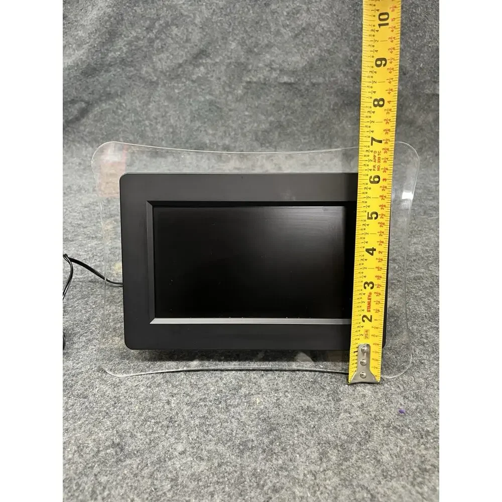 Vuescape 7-Inch Acrylic Digital Picture Frame USB SD Media Player Tested